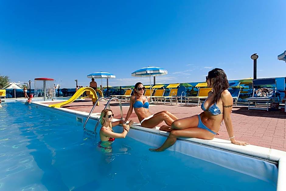 Hotel Asiago Beach