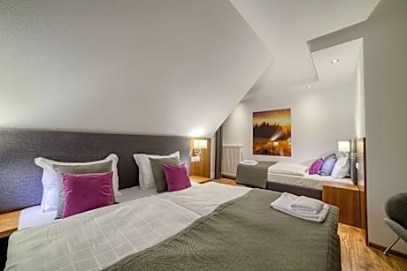 Standard Quadruple Room