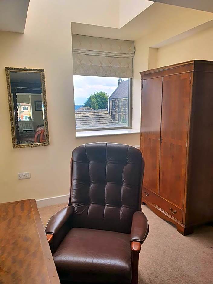 The Garden Bar Rooms