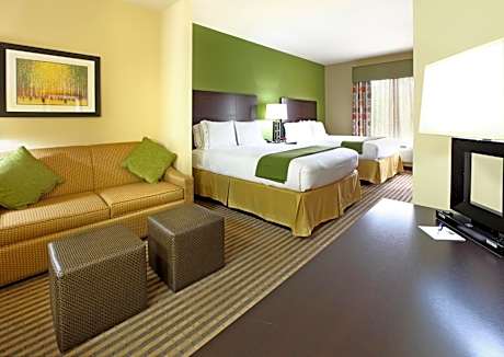 Standard Room with Two Queen Beds - Standalone Shower