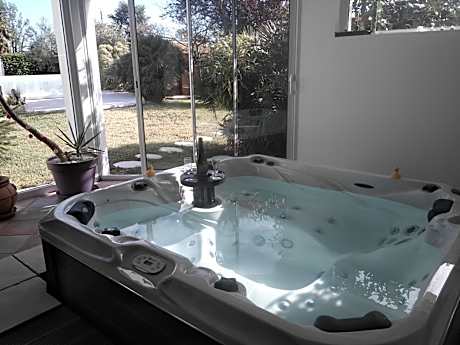 Double Room with Pool View