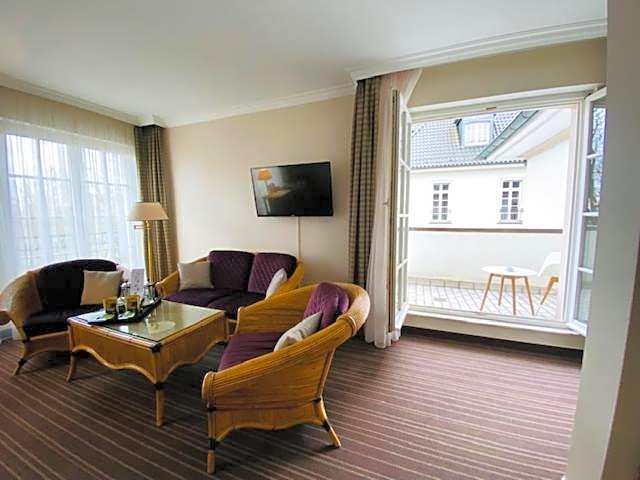 Hotel "Schloss Friedestrom"