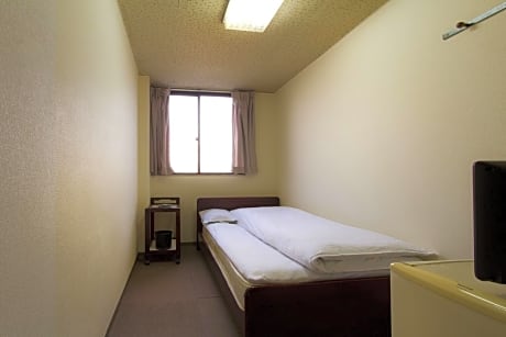 Single Room - Smoking
