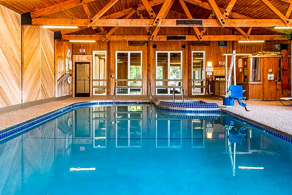 Quality Inn & Suites Houghton Downtown