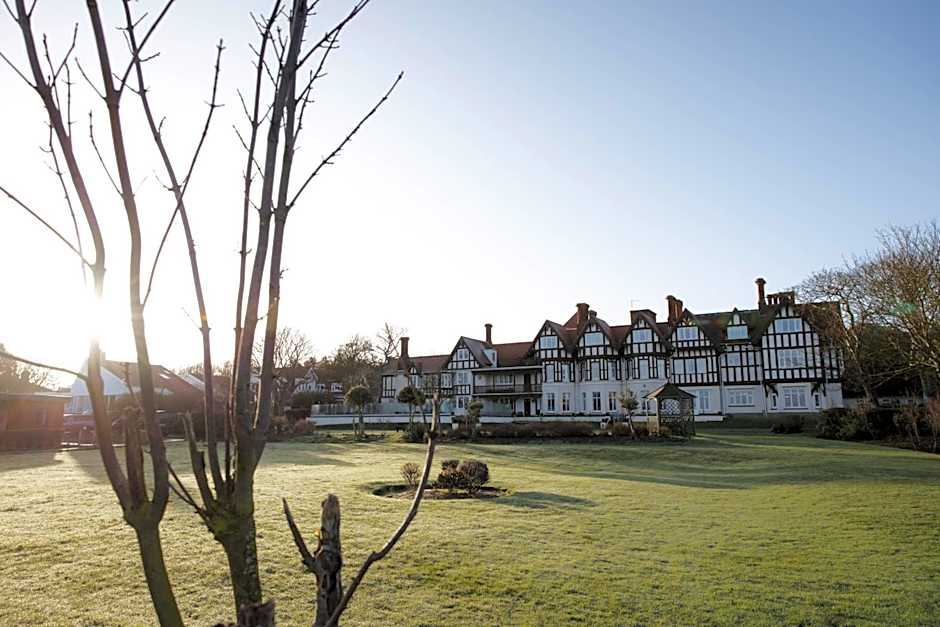 Sea Marge Hotel