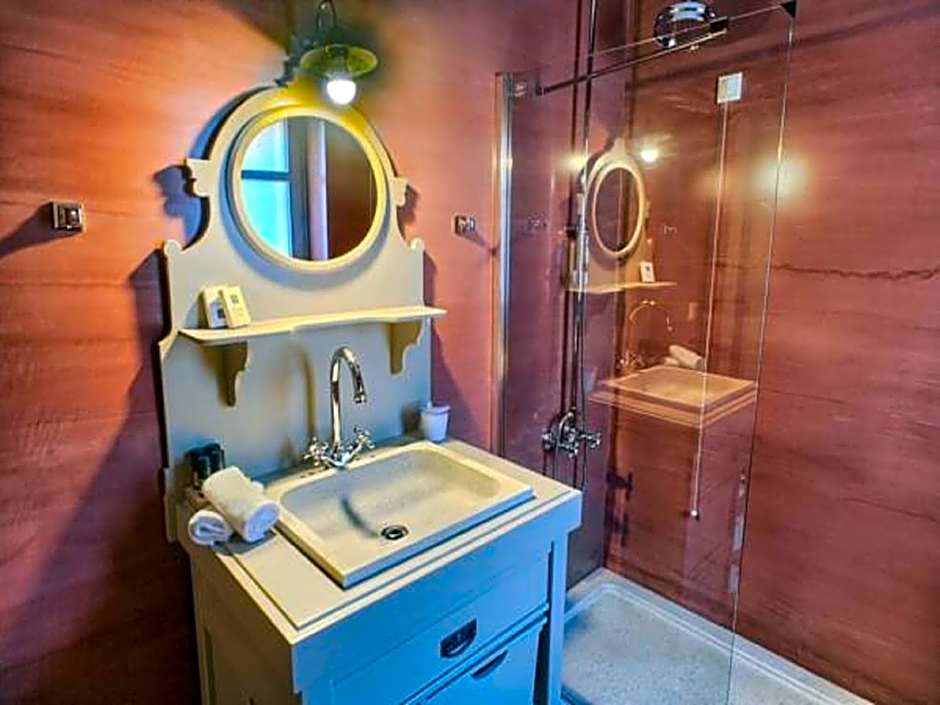 Haones Suites