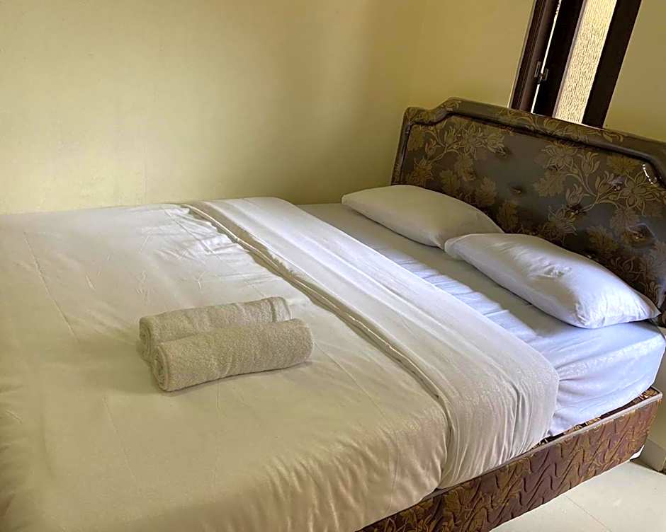 Jatiwinangun Homestay near GOR Satria Purwoketo Mitra RedDoorz