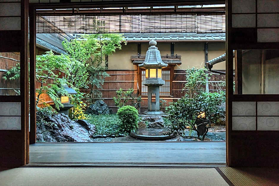 National important Cultural Ryokan TOSHIHARU