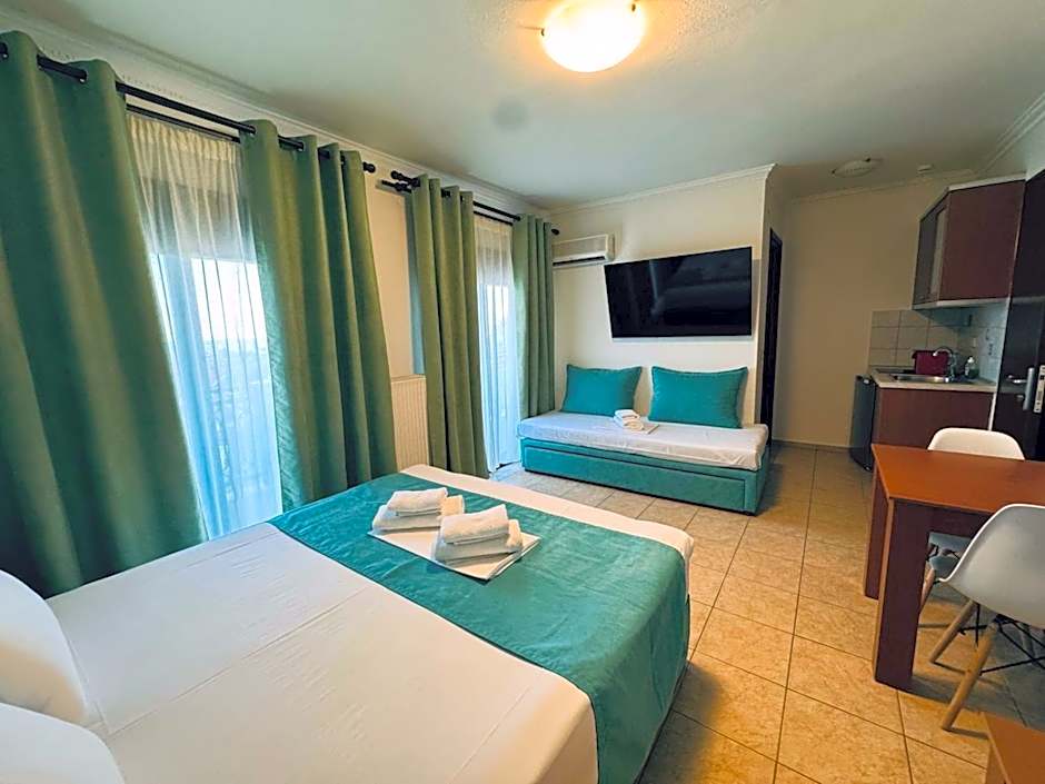 Anassa Deluxe Apartments & Studios