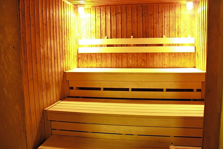 Gloucester Robinswood Hotel, BW Signature Collection