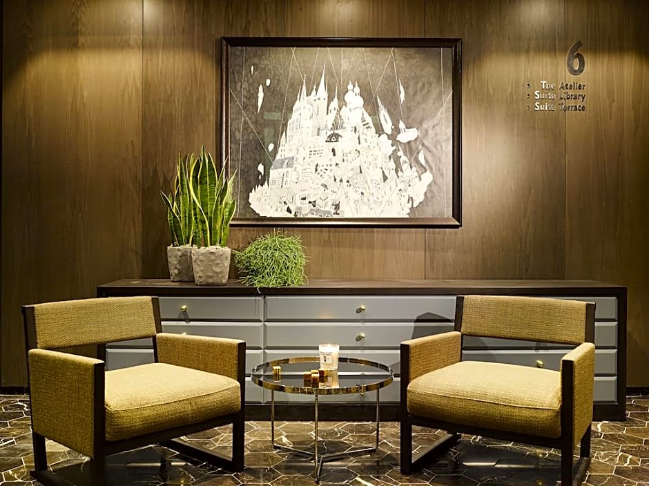 The Emblem Hotel