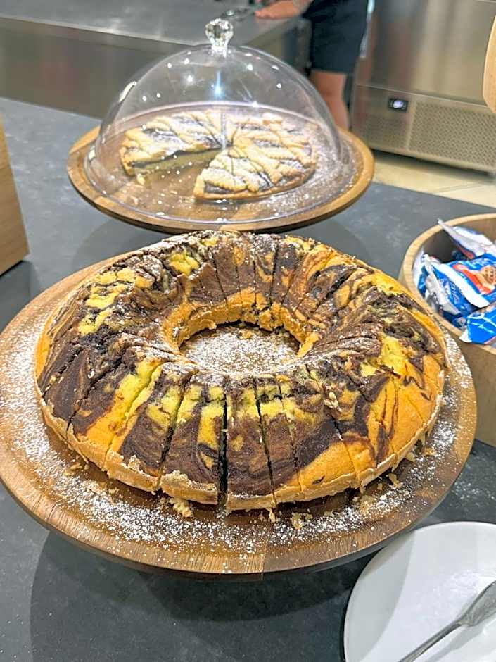 B&B Marina Sleep And Ship