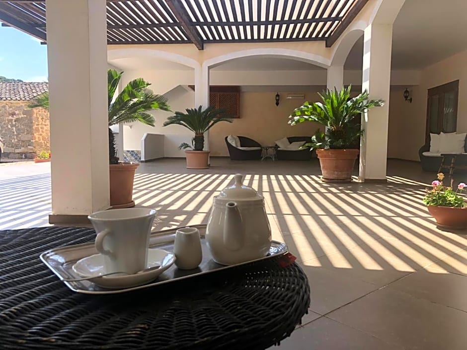 Hotel Valkarana Country Relais
