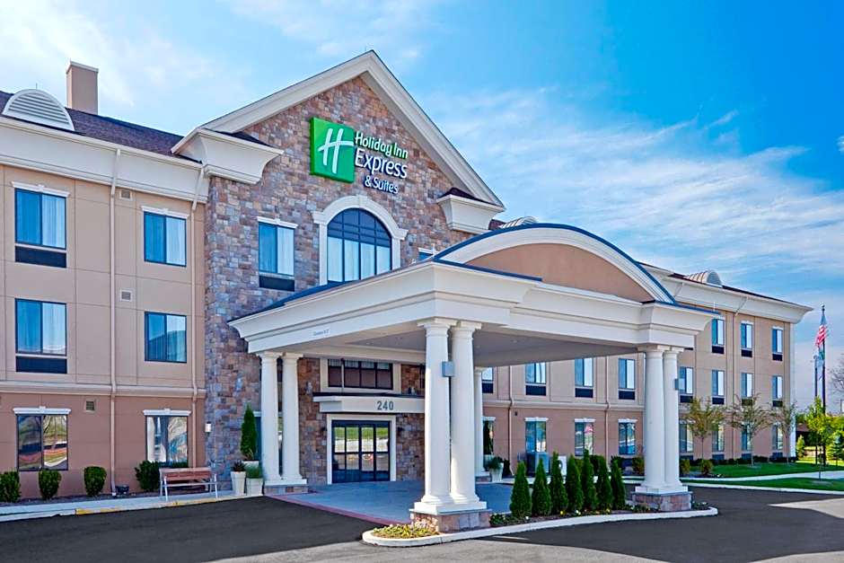 Holiday Inn Express Hotel & Suites Warminster-Horsham By IHG