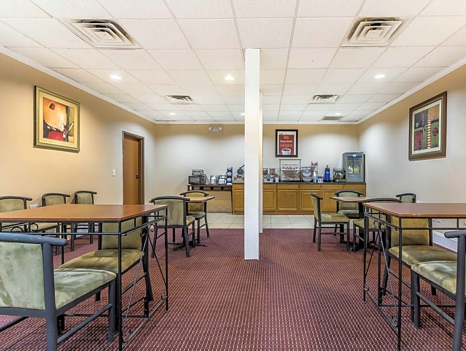 Econo Lodge Eutaw I-20