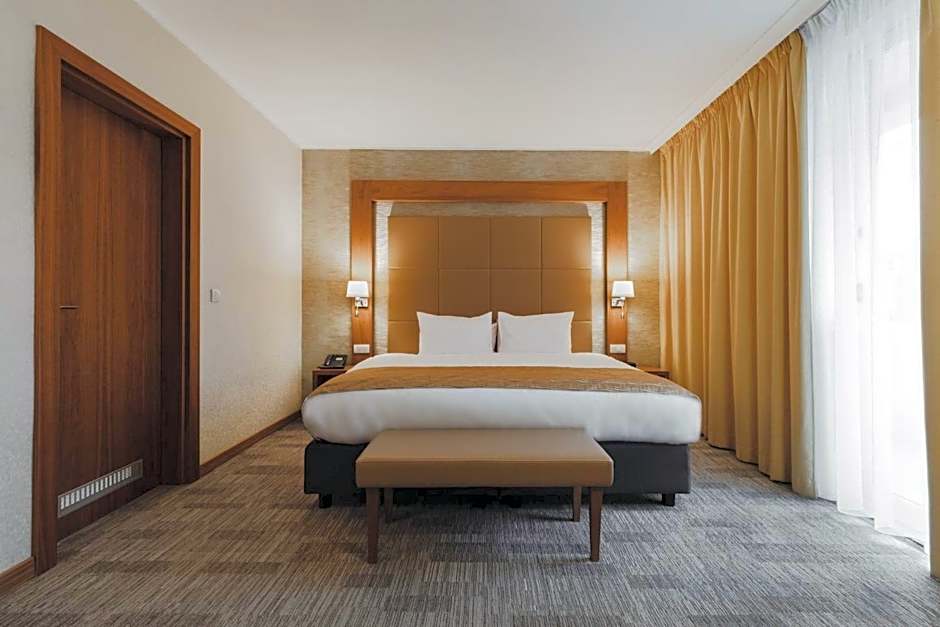 Holiday inn Skopje By IHG