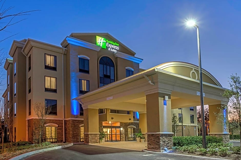 Holiday Inn Express Hotel & Suites Orlando East-UCF Area, an IHG Hotel