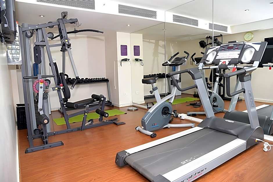 Caspia Hotel New Delhi Shalimar Bagh