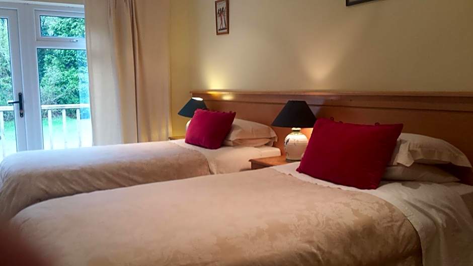 Lakeland Midsummer Lakehouse