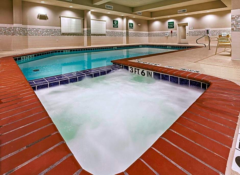 La Quinta Inn & Suites by Wyndham Wichita Falls - Msu Area