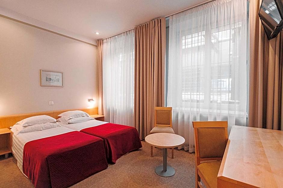 Rixwell Viru Square Hotel