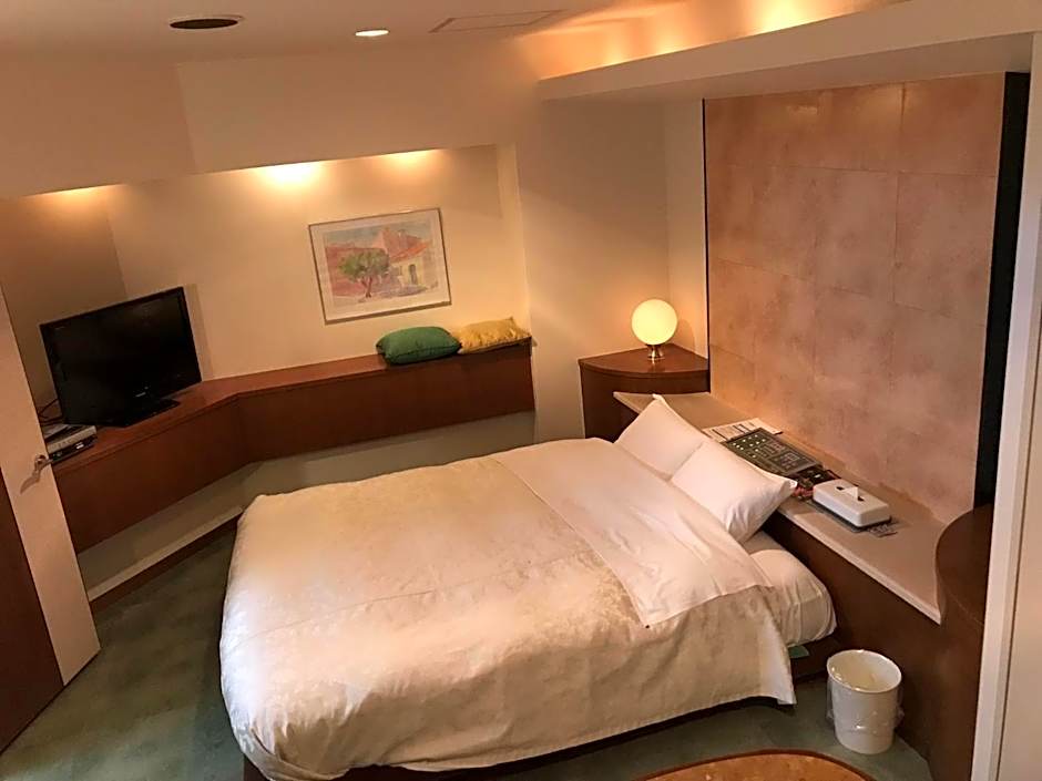Hotel Tiffany (Adult Only)