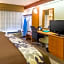 Sleep Inn & Suites Bay View Acme - Traverse City