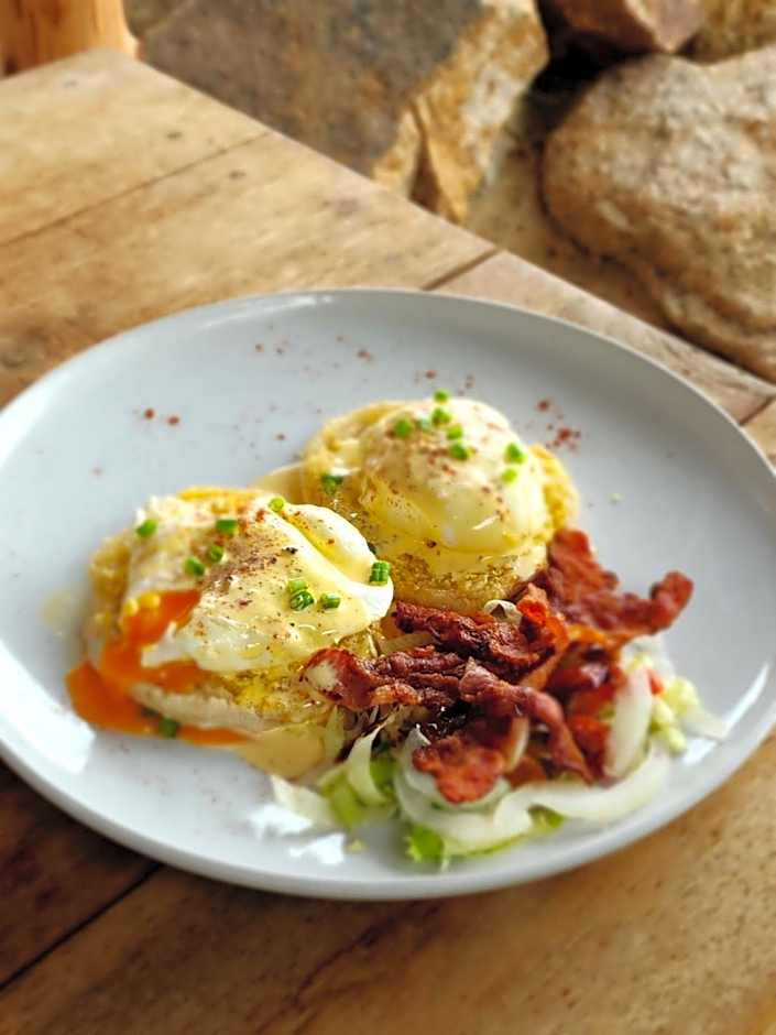 Castaway Beach Bungalows