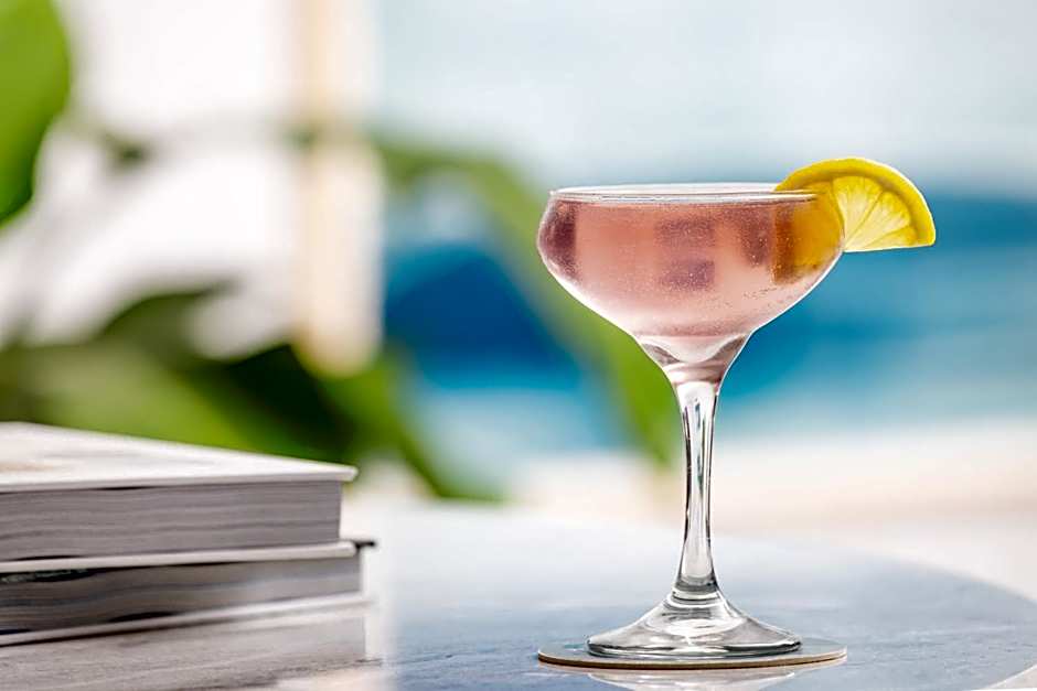 The Pell - JDV by Hyatt