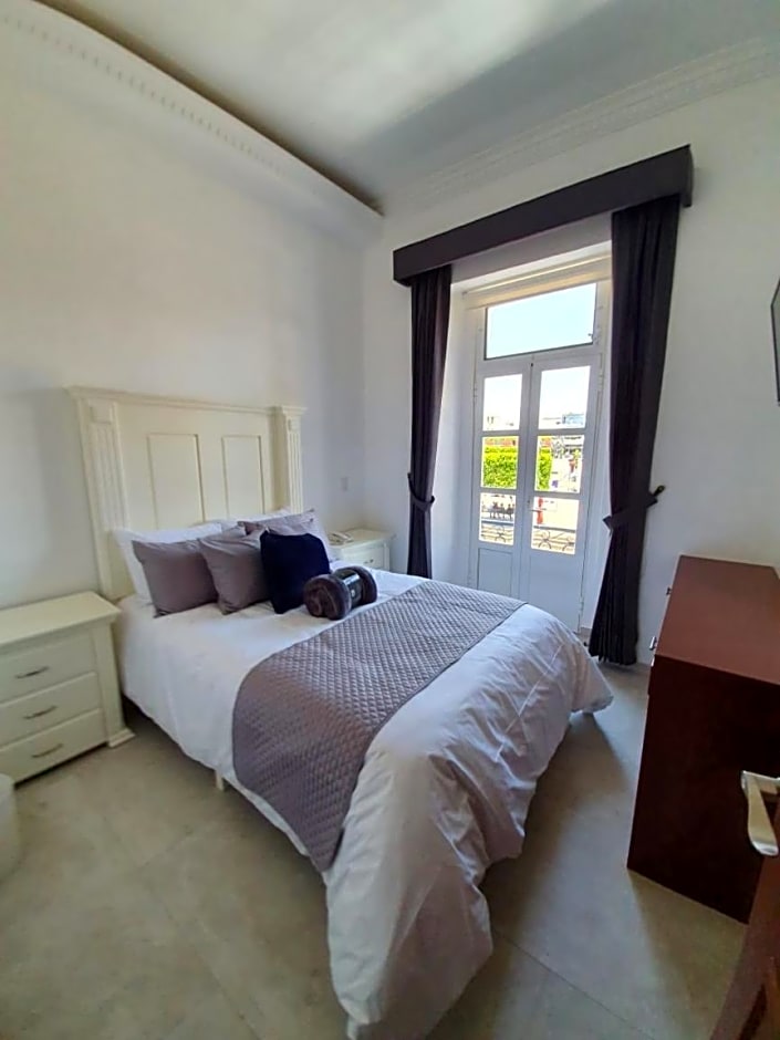 HOTEL ESTANCIA REAL