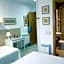 Hostal House