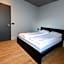 Akureyri Lux Apartments with hot tub access