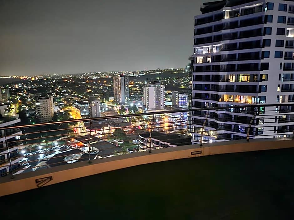 The Pearls of Umhlanga, or Oceans Apts