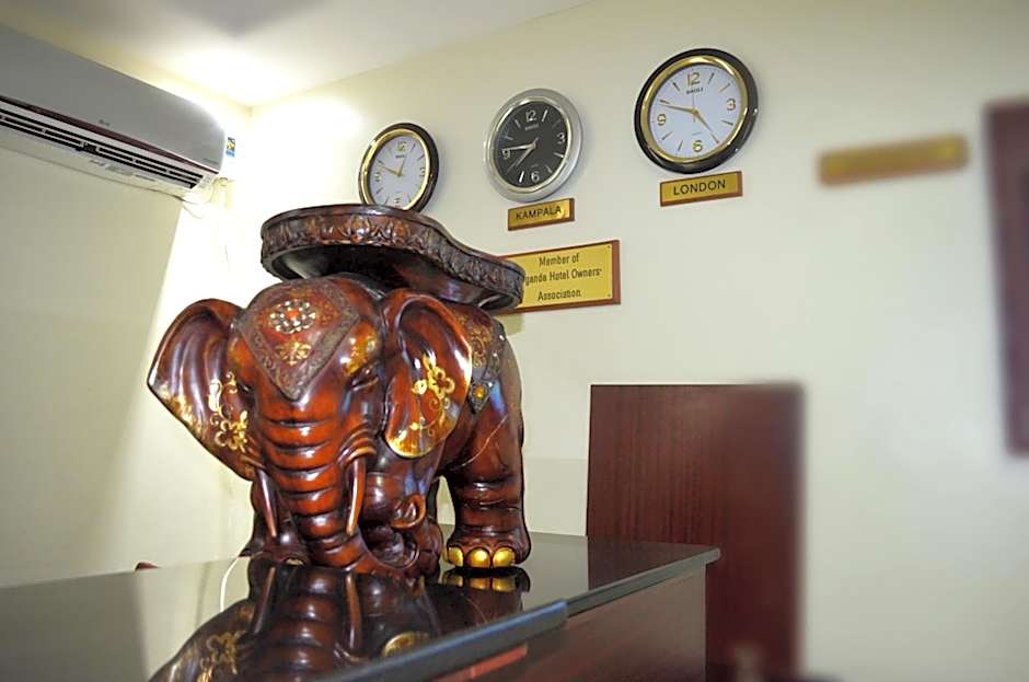 Marie's Royale Hotel