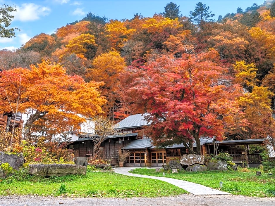 Hatcho no Yu Hot Spring Ryokan