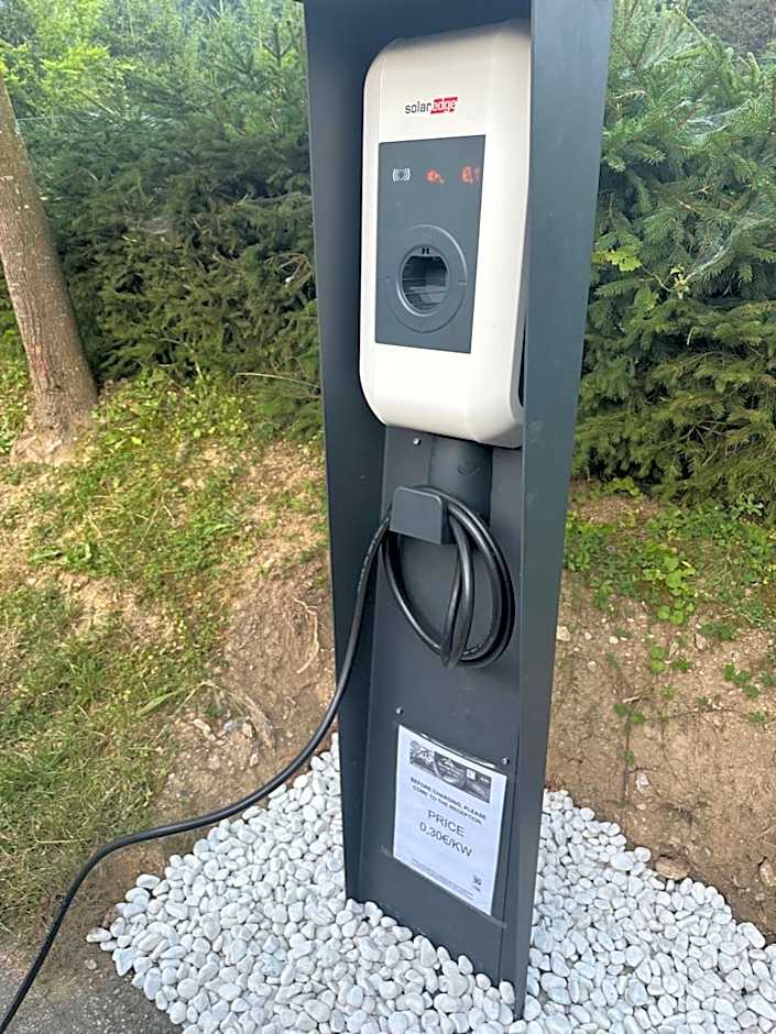 Domačija Vodnik & Apartments