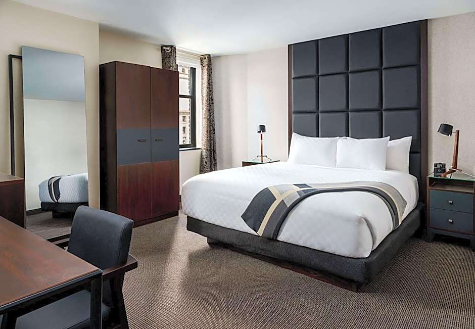 Joinery Hotel Pittsburgh, Curio Collection by Hilton