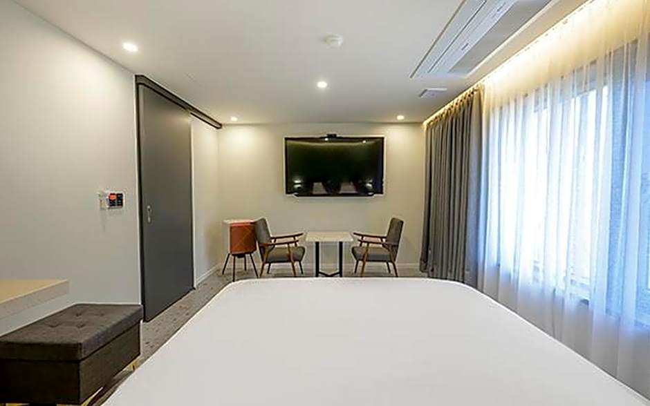 H Avenue Hotel Mokpo Peace Plaza