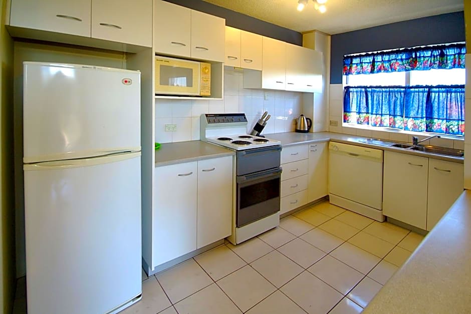 Tradewinds Apartments