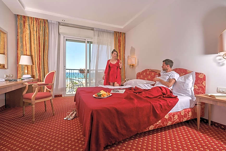 Hotel Bristol