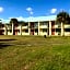 Garden Inn & Suites