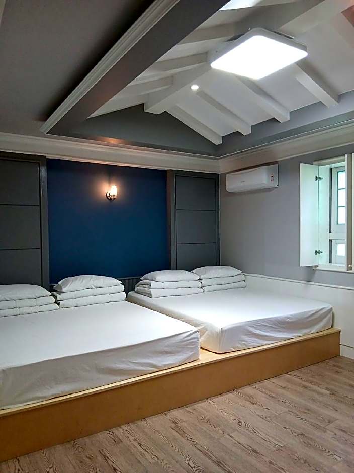 Hiddenhill Bulkuksa Hotel