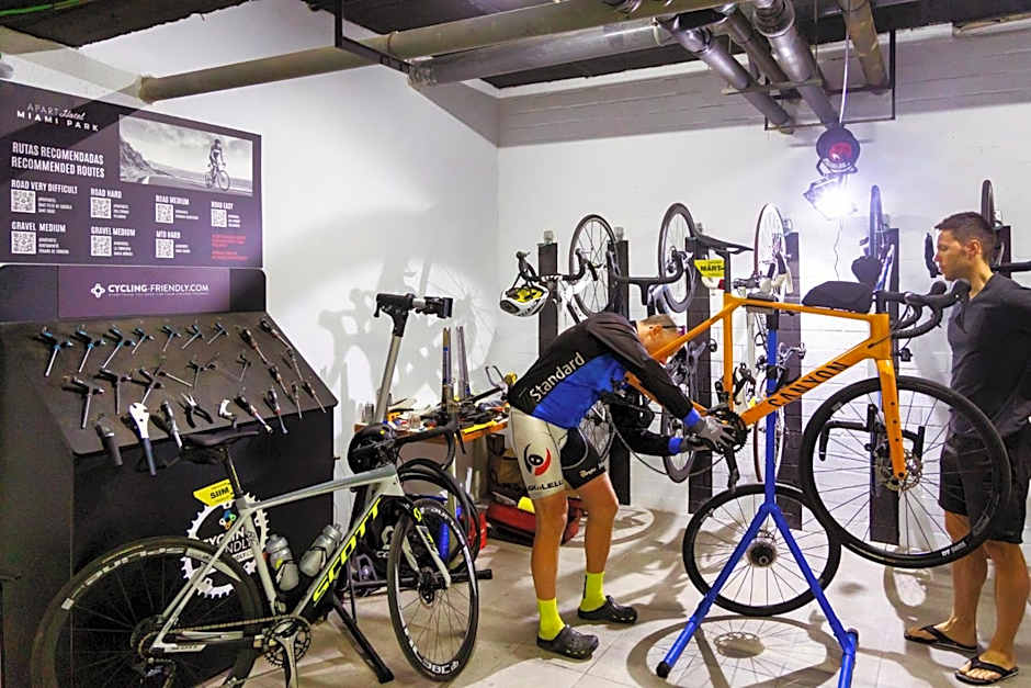 Aparthotel Miami Park