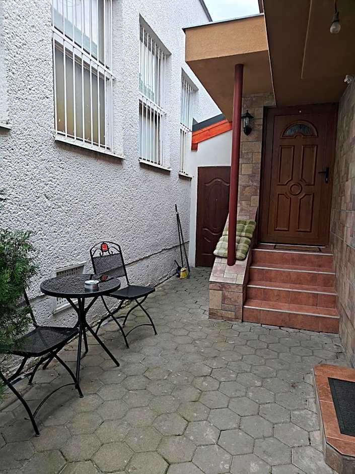 Parrot district apartments