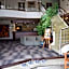 Hotel Parkway