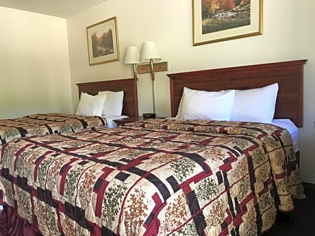 Queen Room with Two Queen Beds