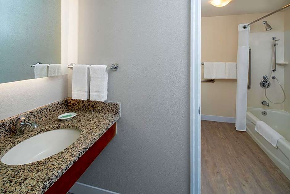 Residence Inn by Marriott Charleston Downtown/Riverview