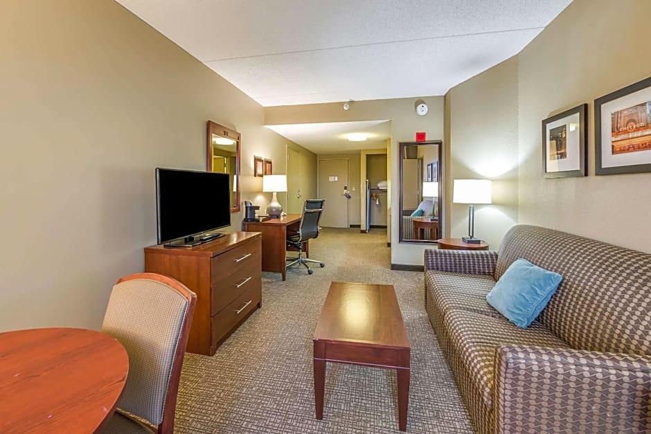 Comfort Suites Chicago O'Hare Airport