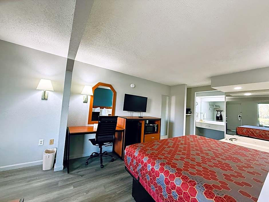 Luxury Inn & Suites