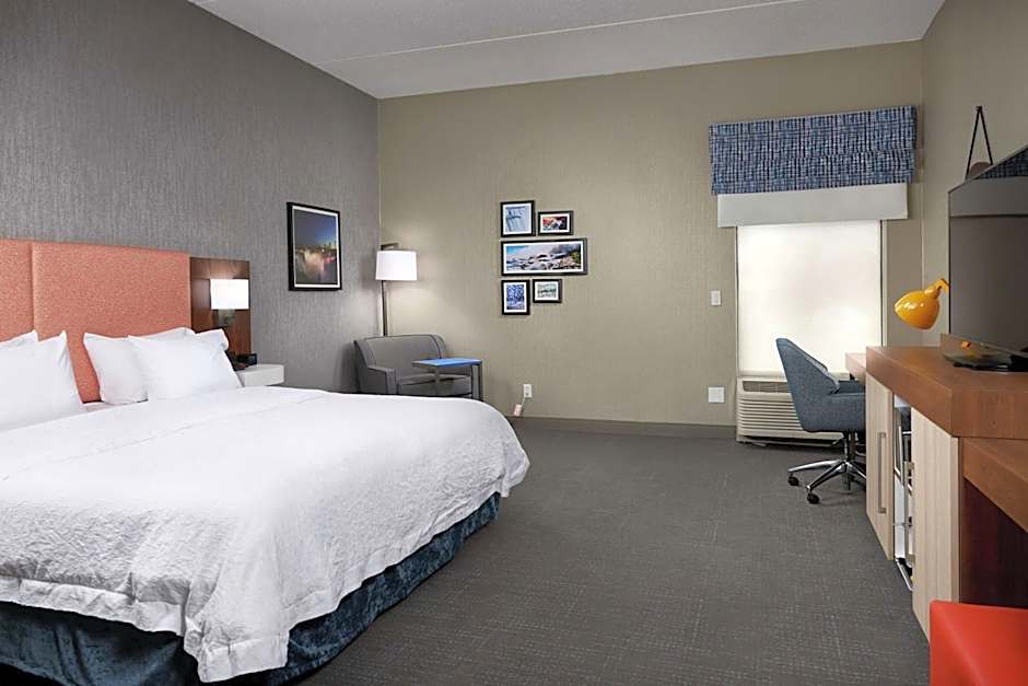 Hampton Inn By Hilton Niagara Falls